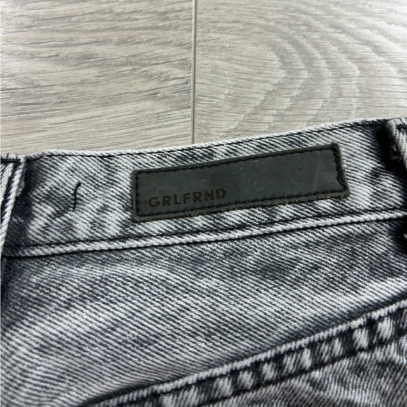 GRLFRND Karolina High Rise Skinny Jeans in Billie Jean Wash - Picture 8 of 14